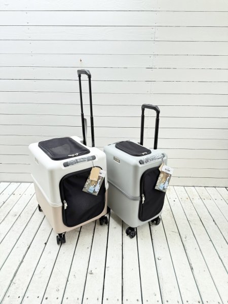 画像18:  【期間限定キャバヒルステッカー付】 PETiCOのペットキャリー「ico」 (18)